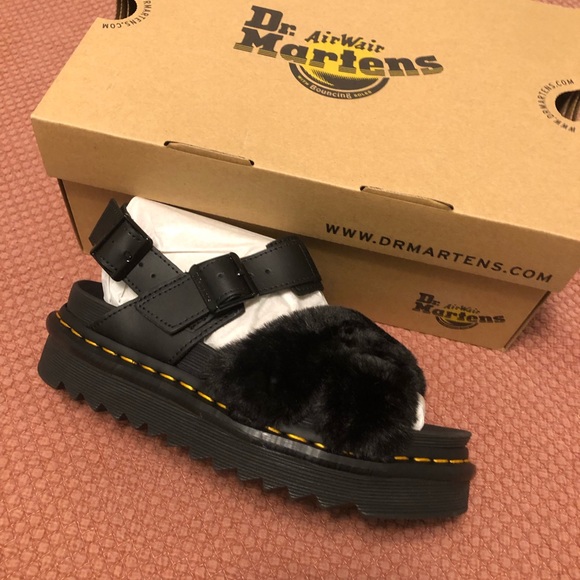 Dr Martens Voss II fluffy sandals new in box - Picture 8 of 16